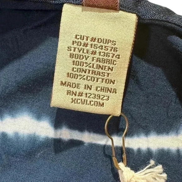 XCVI Holti Tank in Sonorous Wash Admiral - Light Linen Tie Dye - Size Small - Picture 7 of 8